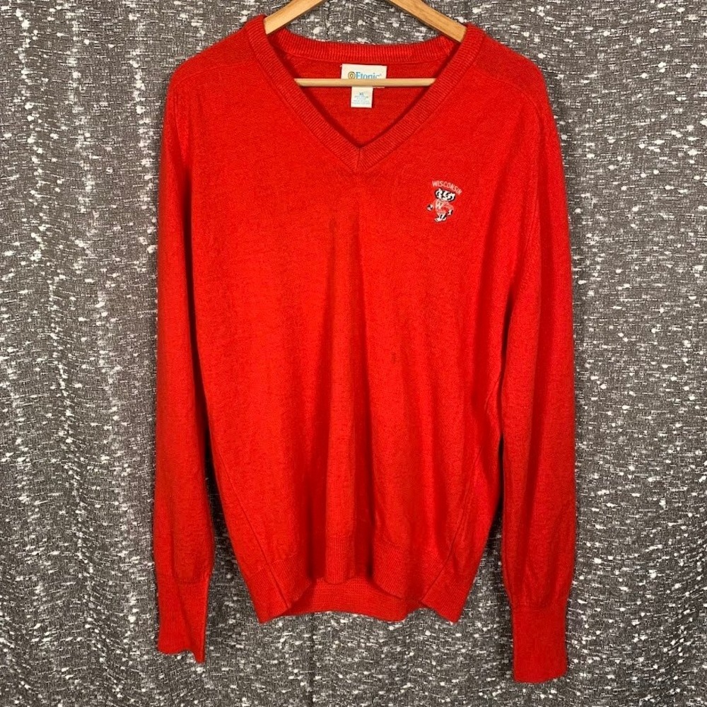 Vintage Etonic University of Wisconsin Badgers V-Neck Sweater Red XL Made in USA